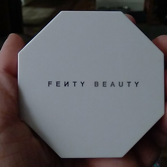 FENTY BEAUTY KILLAWATT FOIL HIGHLIGHTER DUO - Picture 4 of 6
